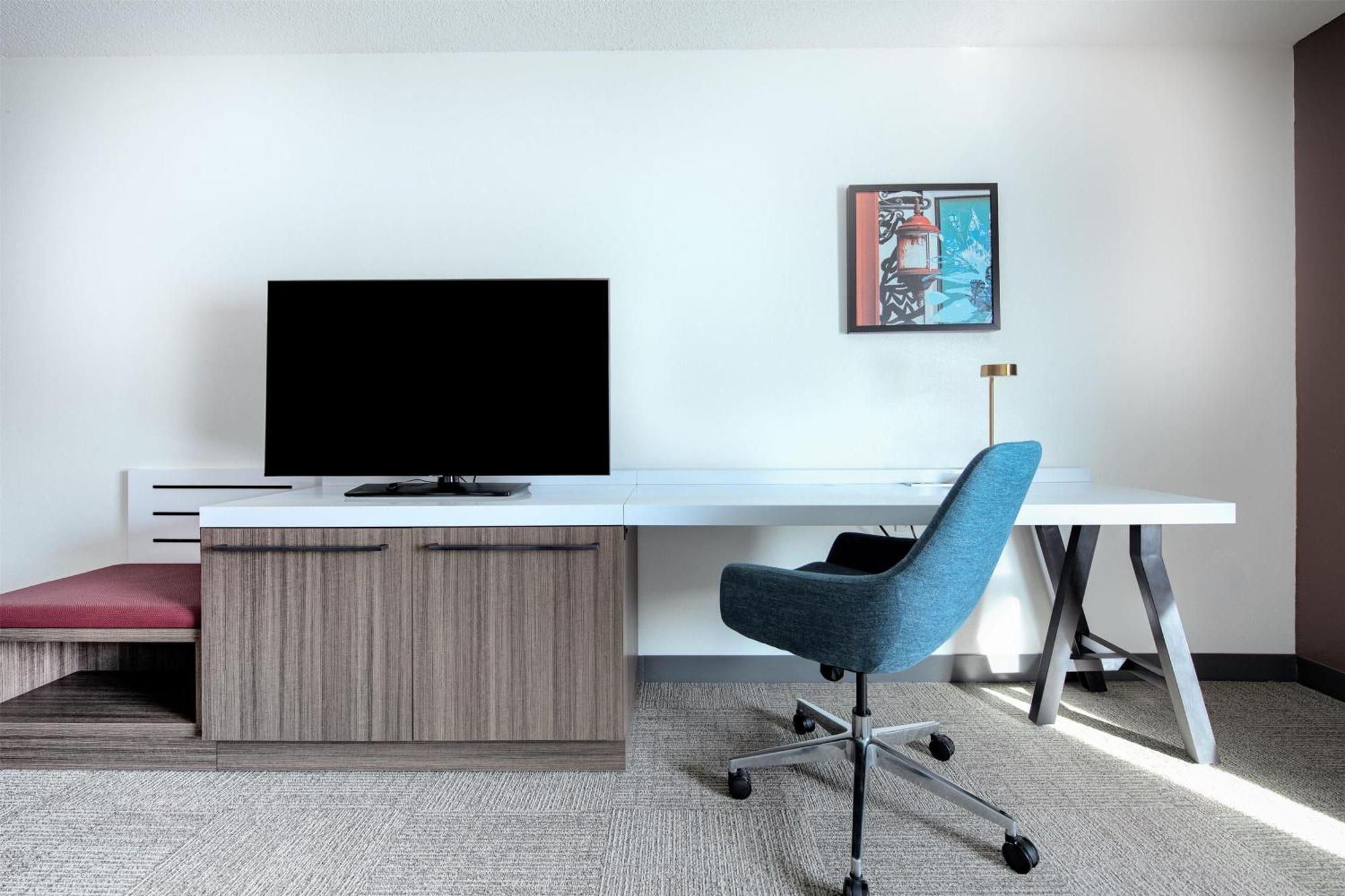 Hilton Garden Inn Newport News Extérieur photo
